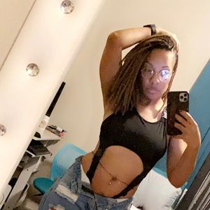 Meet your Posher, Loreal